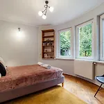 Hébergement de vacances House Escape